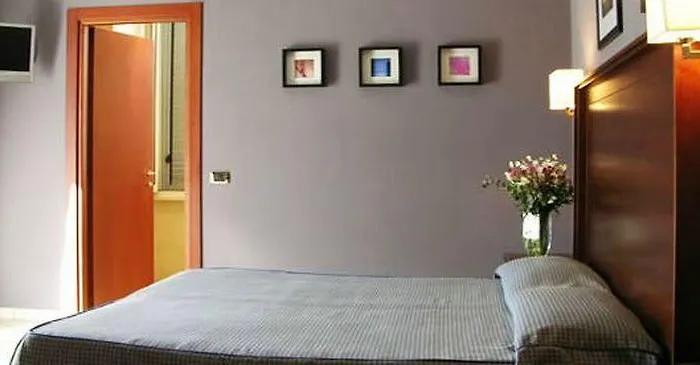Hotel Taormina 2*