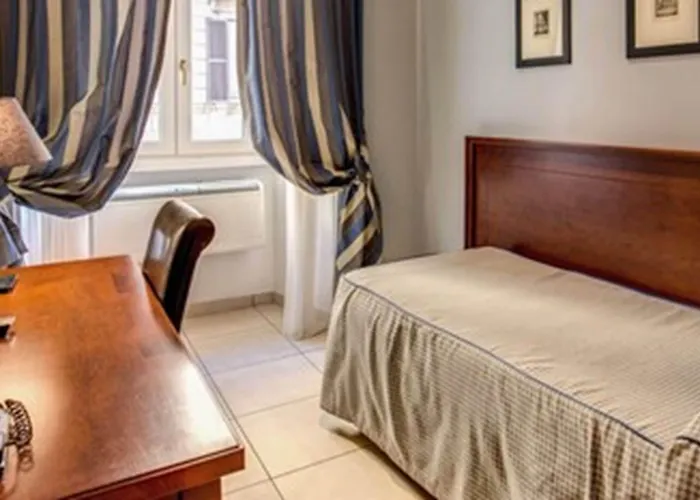 Taormina Hotel 2*