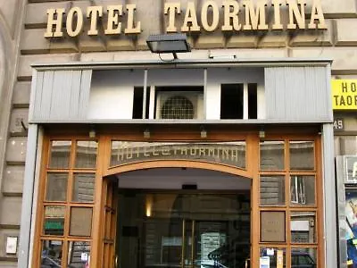 מלון Taormina 2*